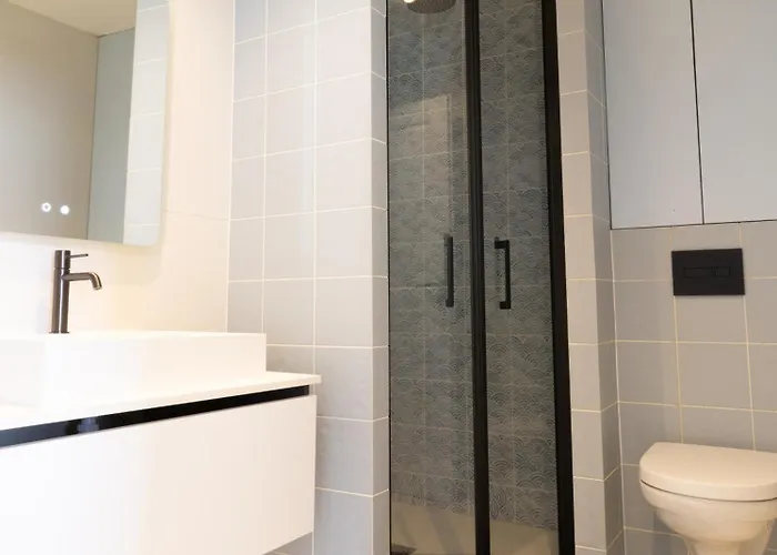 Angleterre 6 - Centre - 3 Pieces Duplex 니스